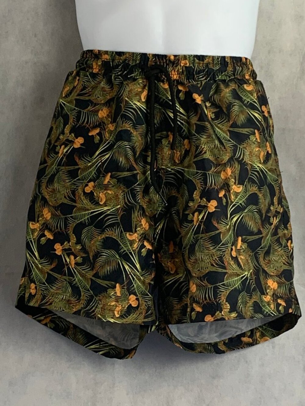 INC International Concepts Men's Regular-Fit Quick-Dry Swim Trunks, Green, Large